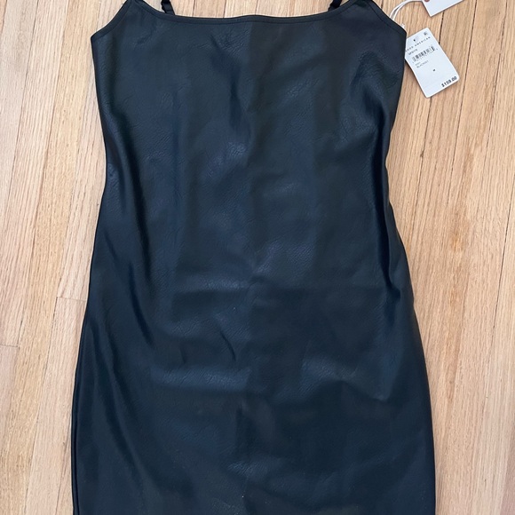 Good American Black Bodycon Mini Dress with Spaghetti Straps and Square Neck - Picture 3 of 4